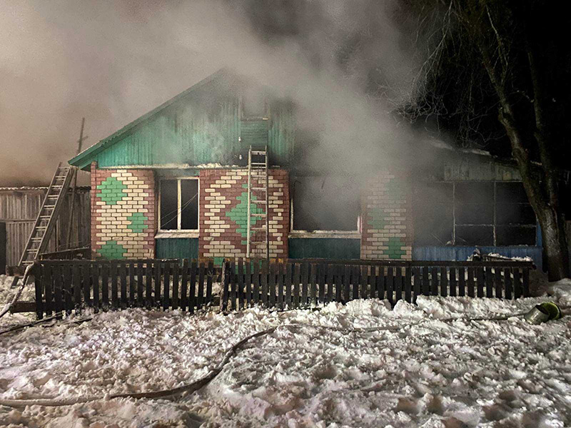 В Рогачевском районе на пожаре погибла пенсионерка