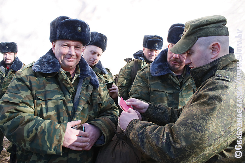 Повторение – мать учения: в Рогачеве проходят военные сборы «запасников»