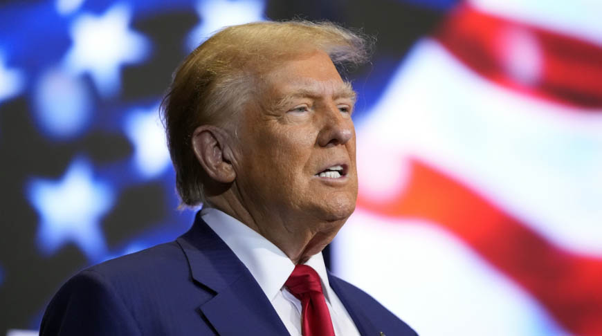 Трамп назвал "очень хорошей" встречу США и РФ в Эр-Рияде