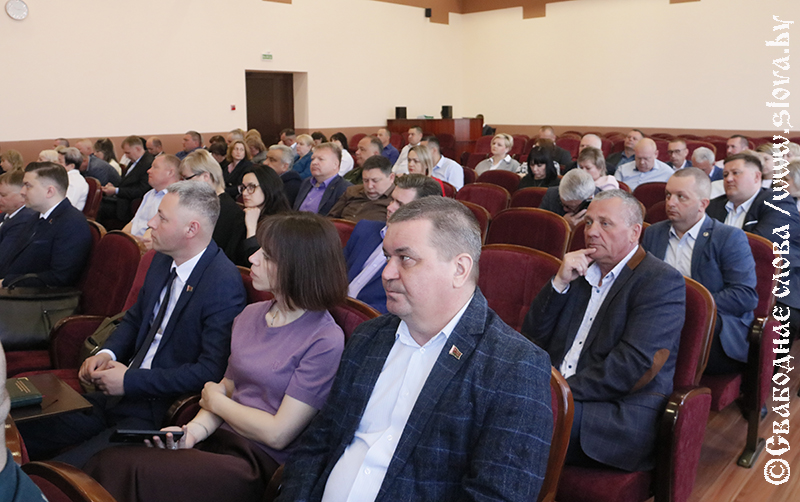 Социально-экономическое развитие и бюджет: итоги квартала обсудили в райисполкоме