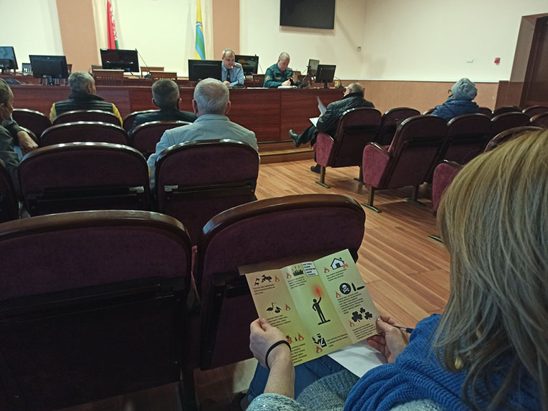 Брифинг по предупреждению и ликвидации пожаров в природных экосистемах