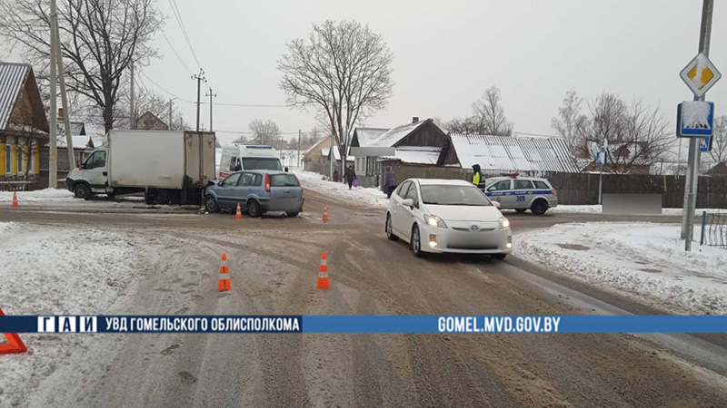 В ДТП в Рогачеве пострадала женщина-пассажир