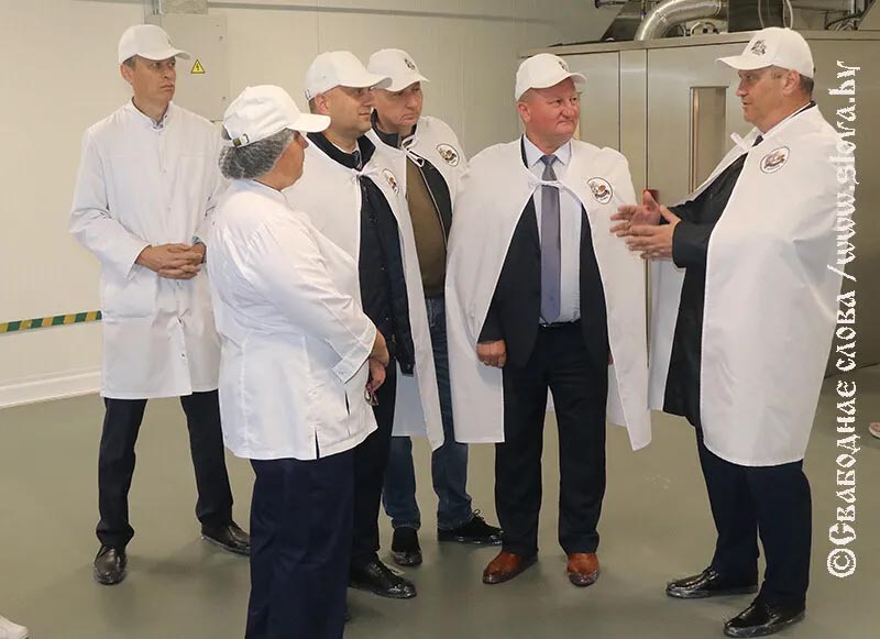 Министр экономики Юрий Чеботарь оценил новый рогачевский хлеб