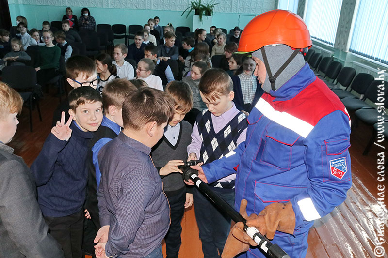 Рогачевские школьники задали вопросы энергетикам