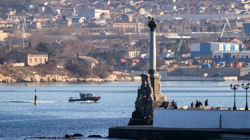 Черноморский флот отбил атаку морских дронов в Севастополе
