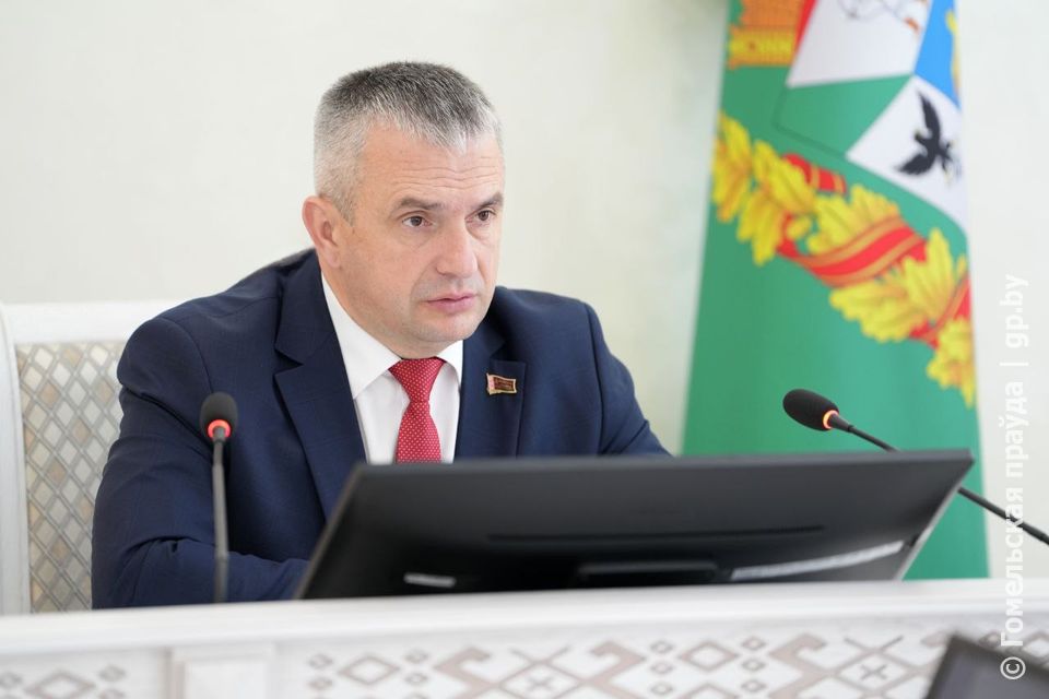 Корма на первом месте: совещание по вопросам сельского хозяйства провел председатель облисполкома Иван Крупко