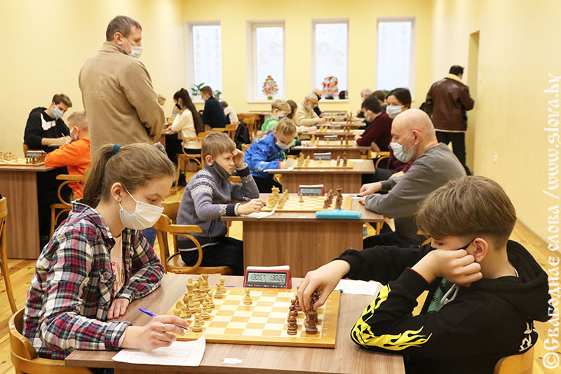 «Рогачев Open – 2020» собрал в Рогачеве сильнейших шахматистов Беларуси