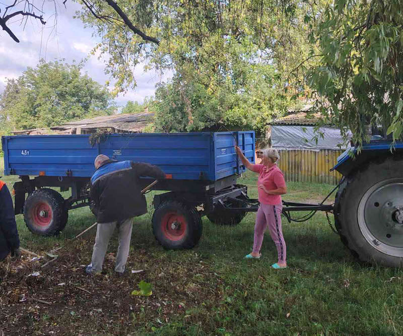 Запольский сельсовет: уборка территорий продолжается