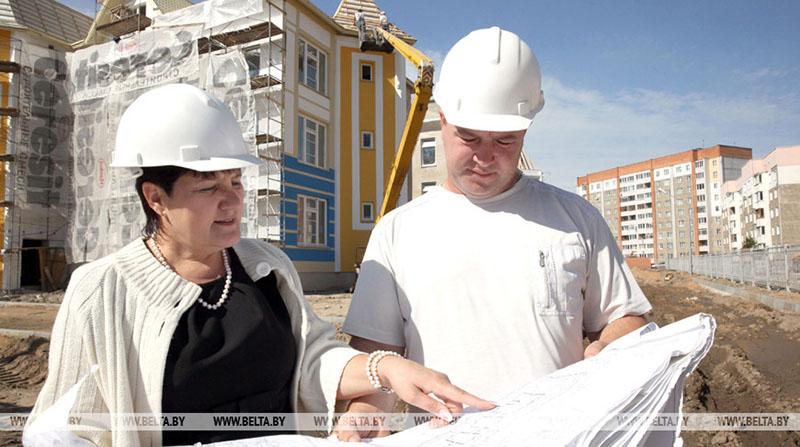 В Беларуси планируют чаще использовать деревянные окна при строительстве