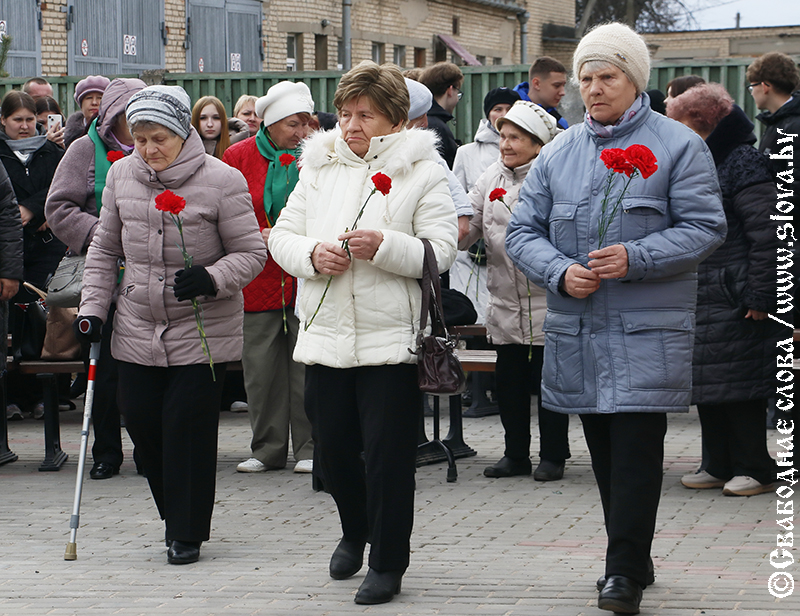 Непокоренные духом: Рогачев чтит память узников нацистских концлагерей