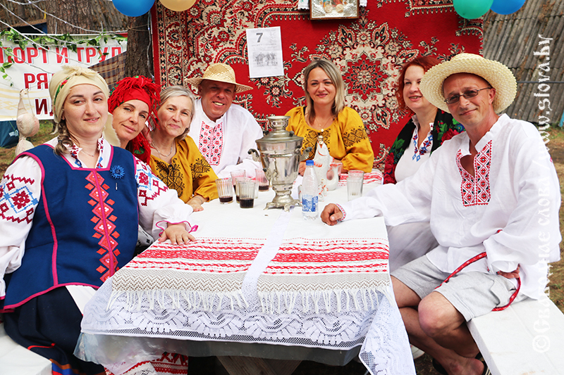 Под знаком дружбы, спорта и туризма