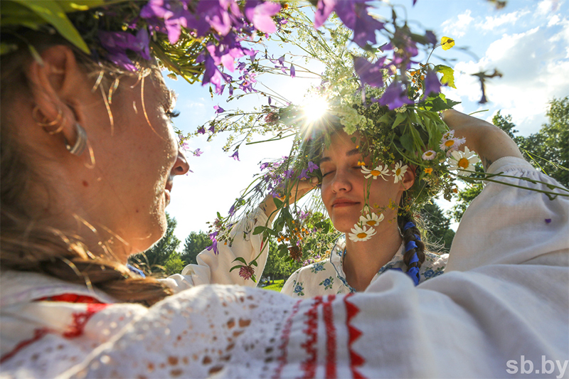 «Цiхiнiчы запрашаюць на Купалле»
