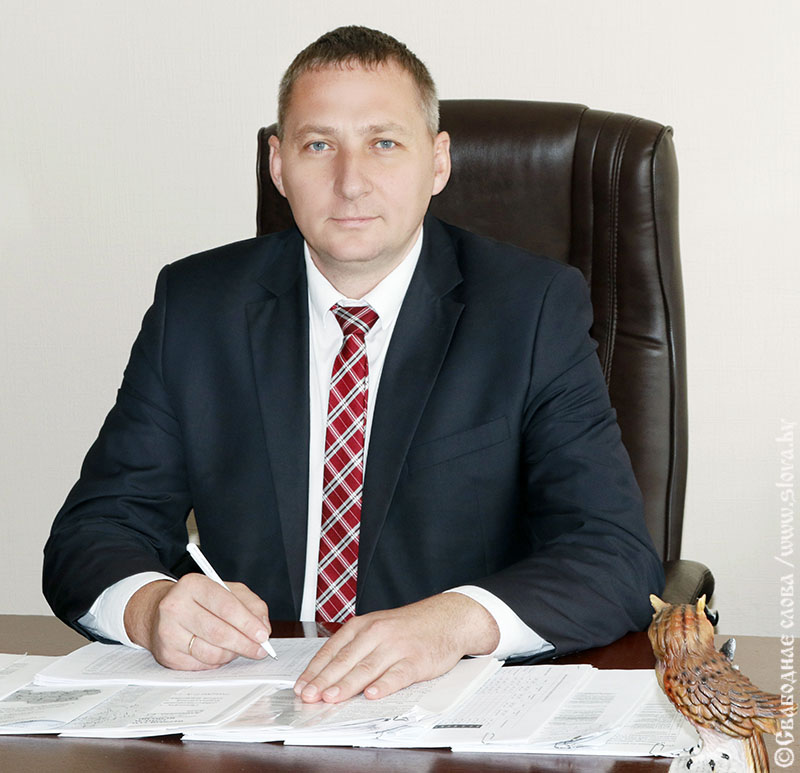 Глава Рогачевского района Виталий Сушко провел  «прием граждан» в «Вайбере»