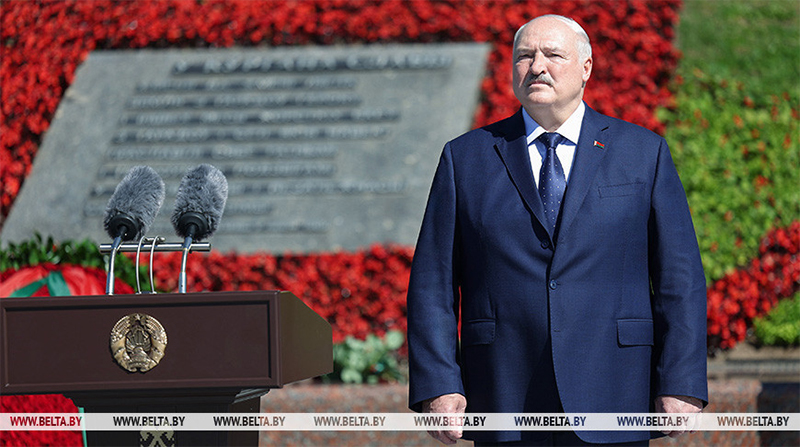 Лукашенко: для большинства белорусов День Независимости означает мир