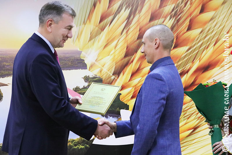 Вам награда за кропотливый труд! На коллегии Управления делами Президента подвели итоги работы и вручили высокие государственные награды