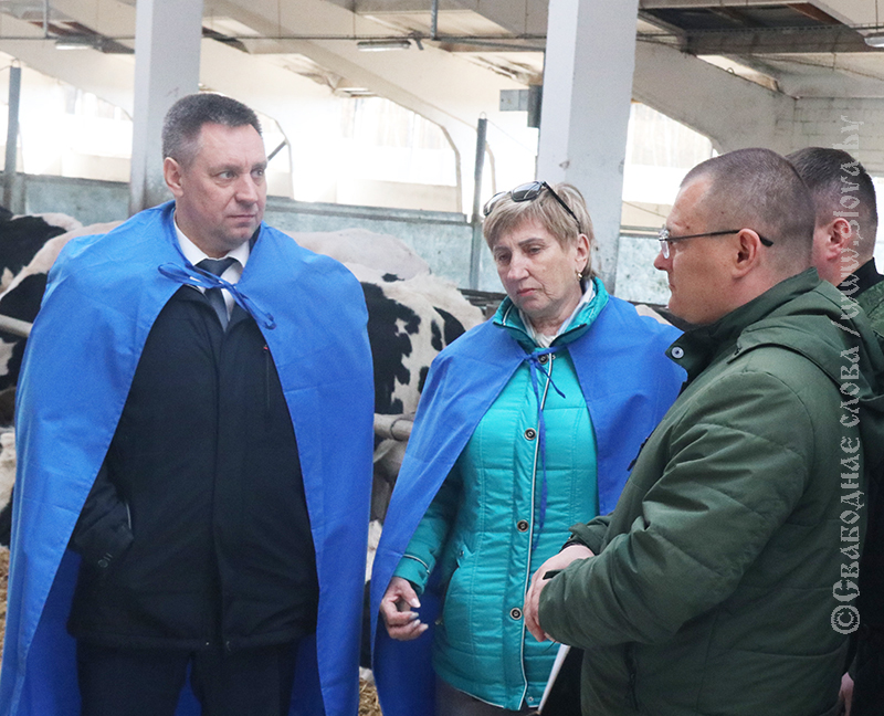 Министр сельского хозяйства и продовольствия Юрий Горлов проинспектировал работу сельхозпредприятий Рогачевского района