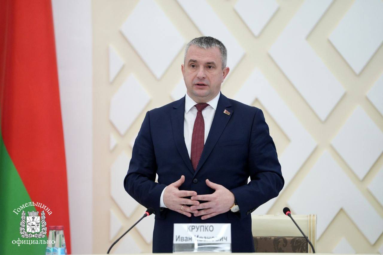 В Гомельском облисполкоме представили нового помощника Президента – инспектора по Гомельской области Руслана Пархамовича