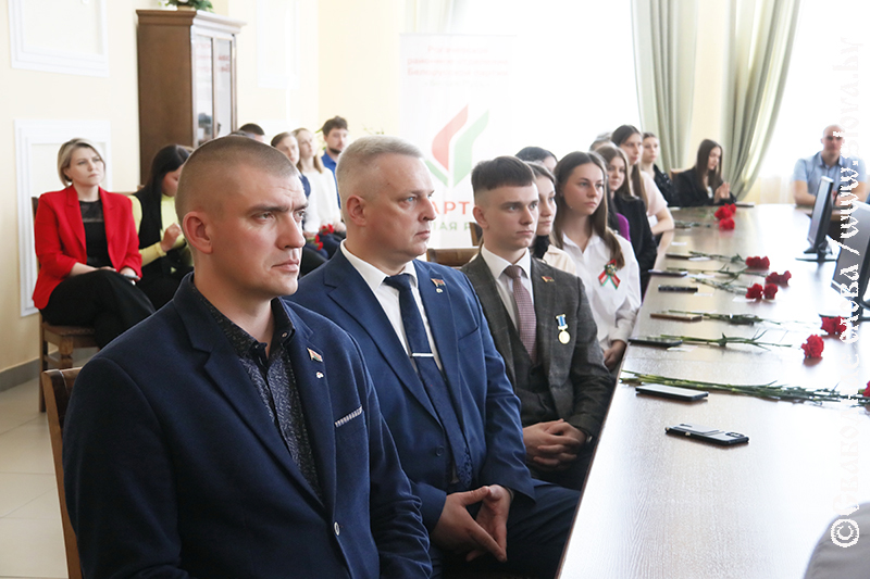 Память жива, пока о ней говорят! В Рогачеве прошла диалоговая площадка «Белой Руси»