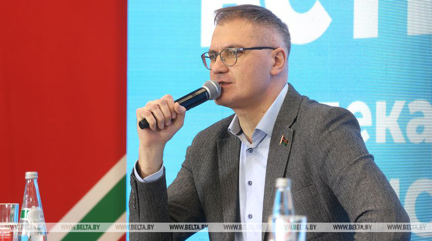 Гигин на "Знаковой встрече" в Мозыре: у Беларуси в отношениях с большим миром сейчас настоящий прорыв