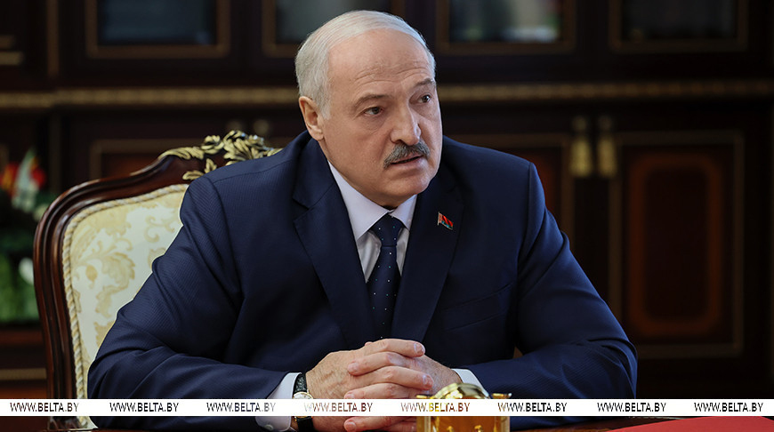 Руководство министерств, СМИ, местной вертикали и посольств. Лукашенко рассмотрел кадровые вопросы