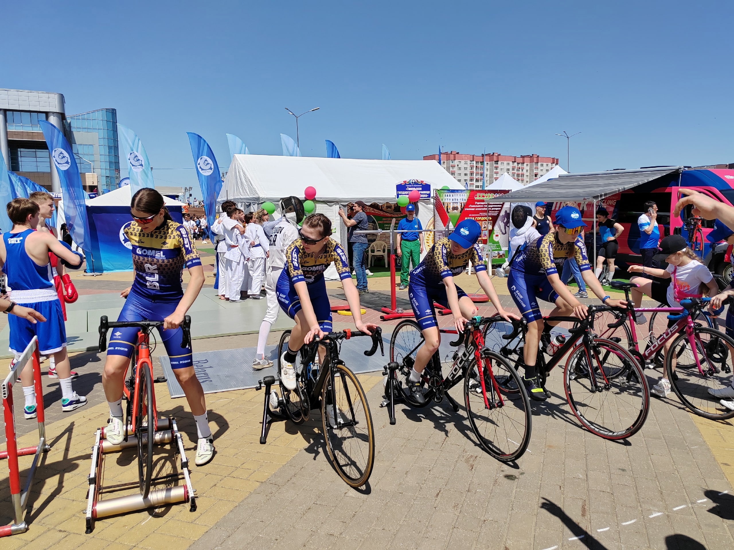 В Жлобине с размахом стартовал фестиваль "Вытокі. Крок да Алімпу"