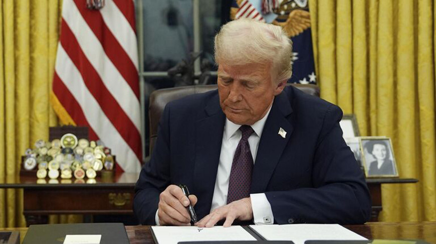 Белый дом: Трамп подписал указ об отмене с 1 июля санкций против Сирии