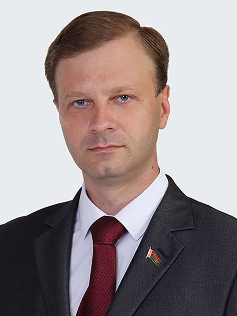 Медалью «За трудовые заслуги» награждён председатель Постоянной комиссии по экономической политике, депутат Палаты представителей Национального собрания Республики Беларусь Владислав Щепов
