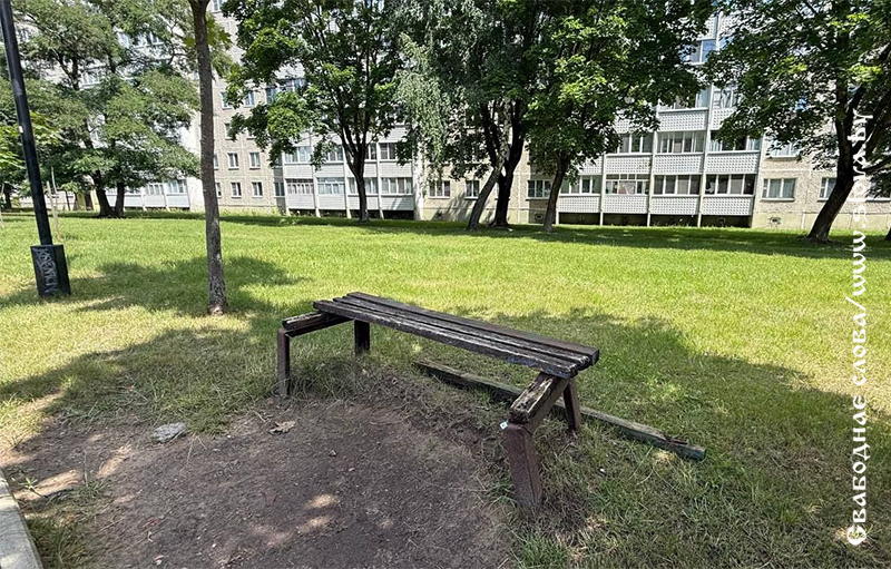 На трех жердочках не усидишь
