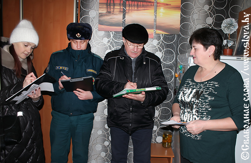 Прошли по улице  Строительной