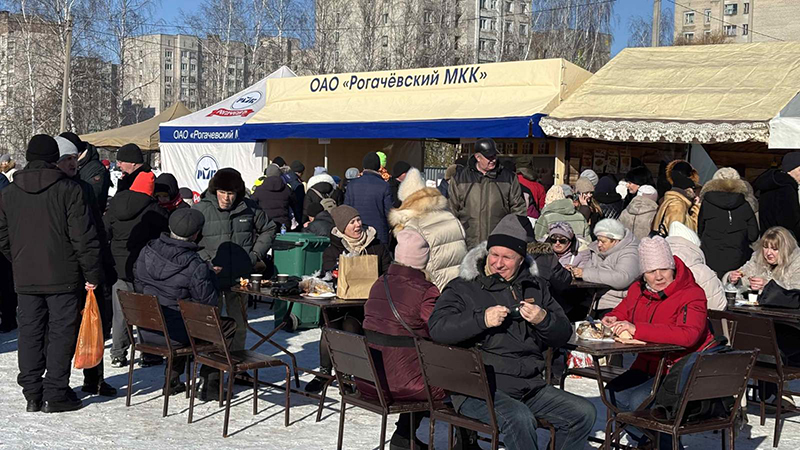 ФОТОРЕПОРТАЖ. На Рогачевщине проходит широкая Масленица