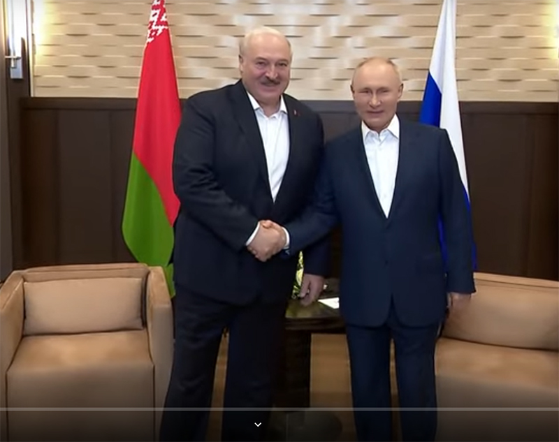 Лукашенко на встрече с Путиным предложил развивать сотрудничество с КНДР "на троих"