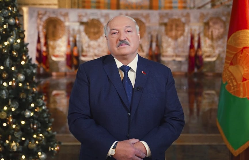 Поздравление Александра Лукашенко с Новым годом. Обращение Президента-2024. Прямая трансляция